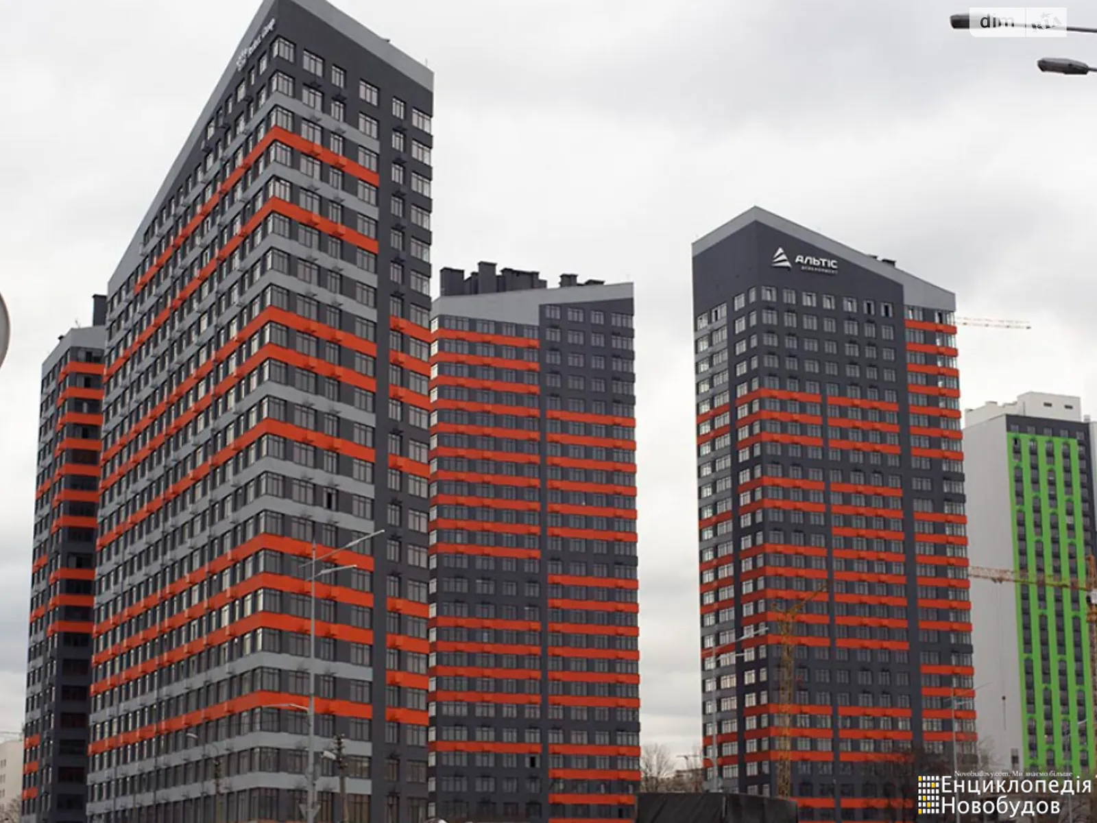 Продается 3-комнатная квартира 70.1 кв. м в Киеве, ул. Братьев Чибинеевых(Черниговская), 8В - фото 1