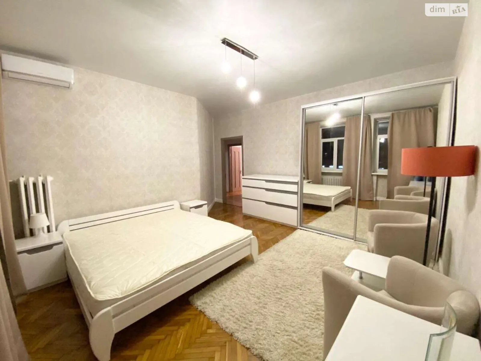 Здається в оренду 3-кімнатна квартира 76 кв. м у Києві, вул. Пирогова, 2 - фото 1
