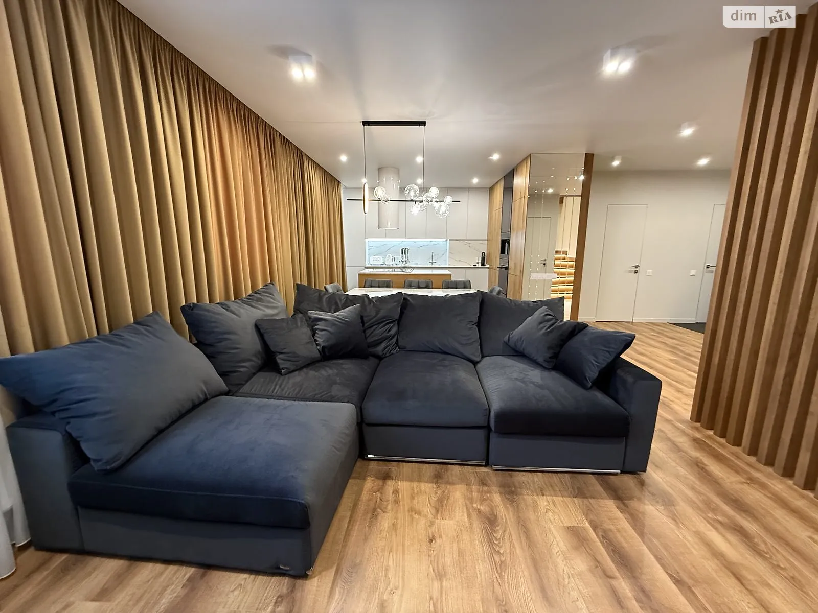 Продається 4-кімнатна квартира 111.2 кв. м у, цена: 259000 $ - фото 1