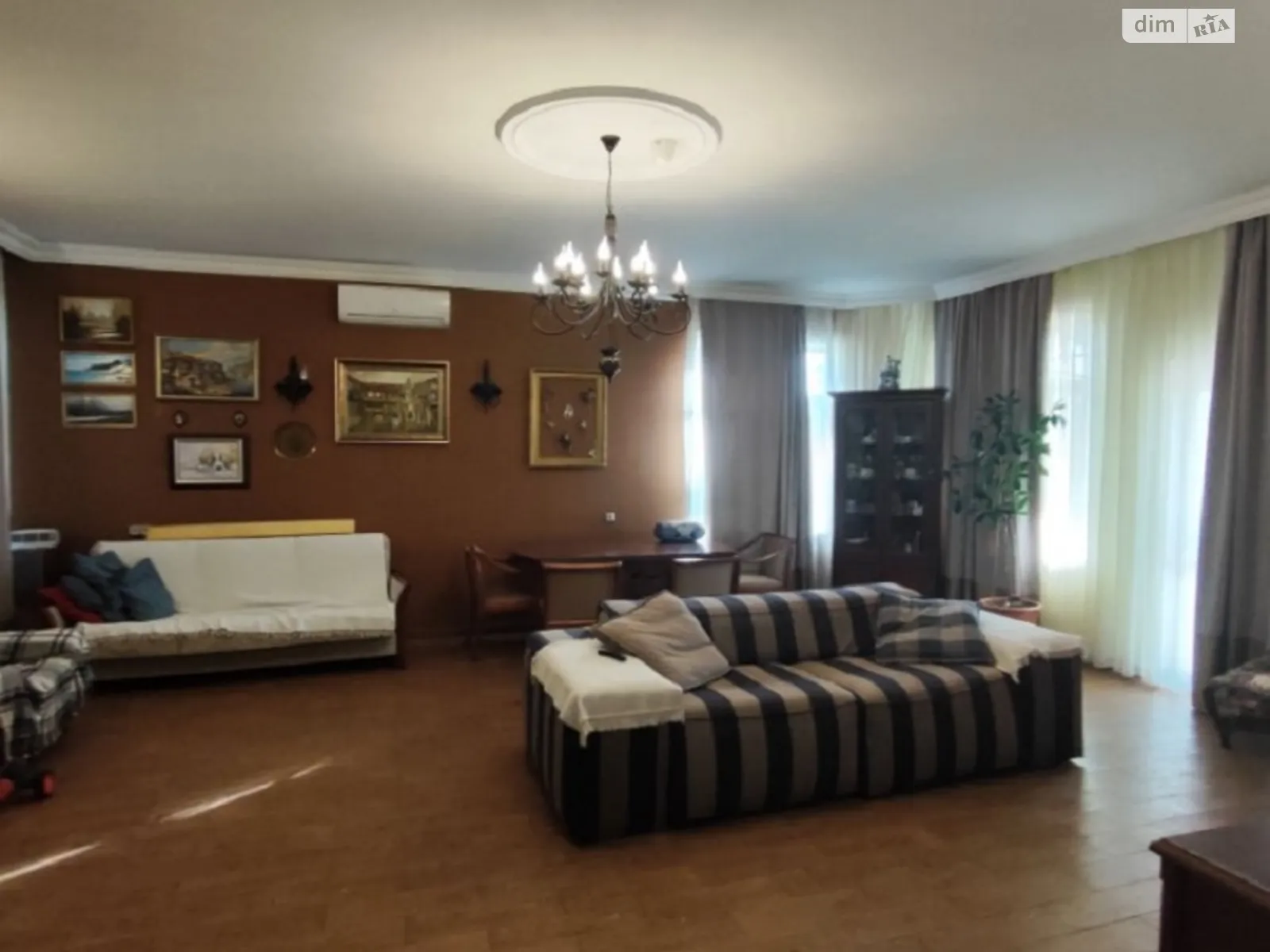 Продается дом на 2 этажа 182.6 кв. м с камином, цена: 100000 $ - фото 1