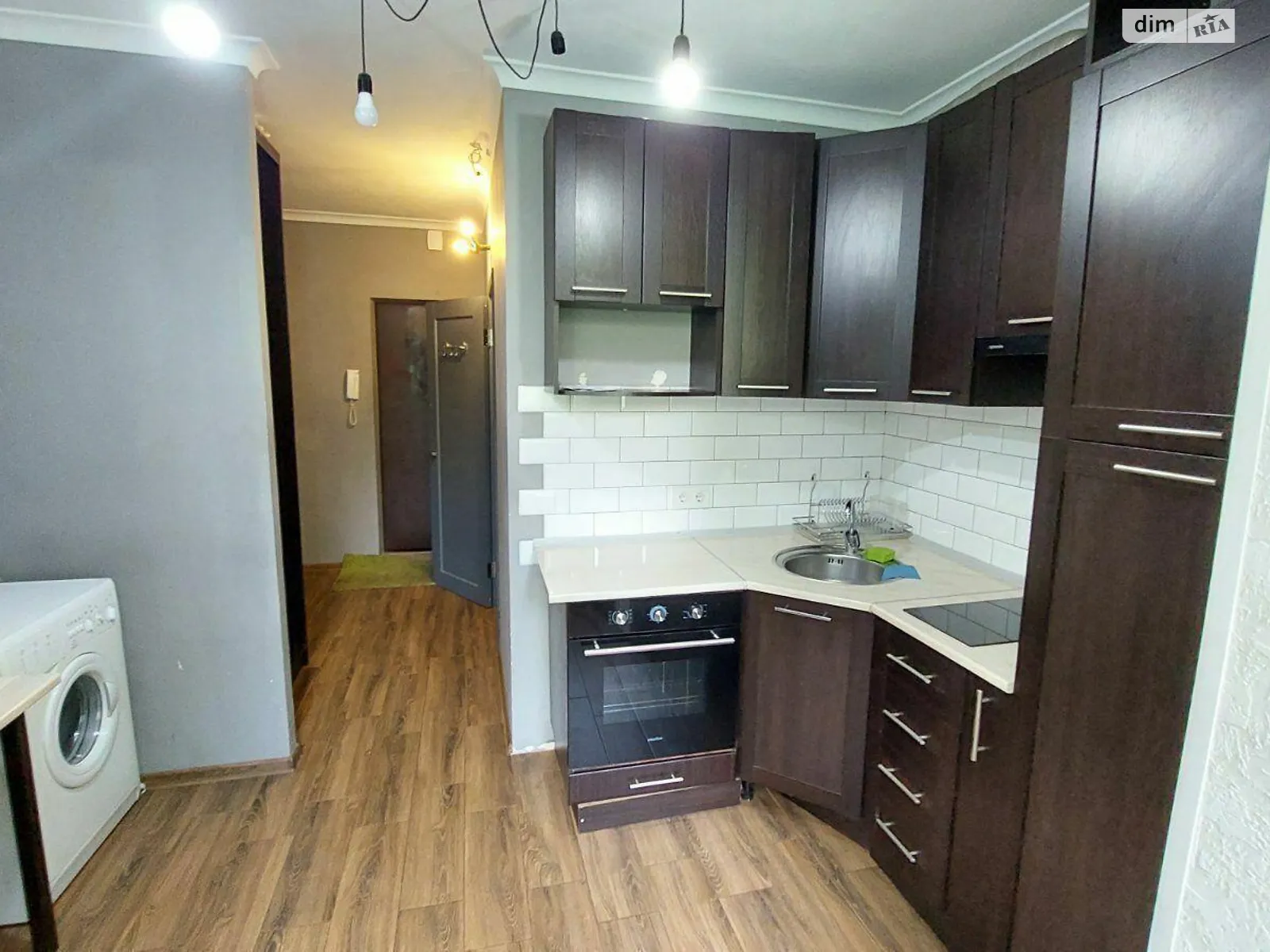 Продается 1-комнатная квартира 40 кв. м в Киеве, ул. Жмеринская, 36 - фото 1