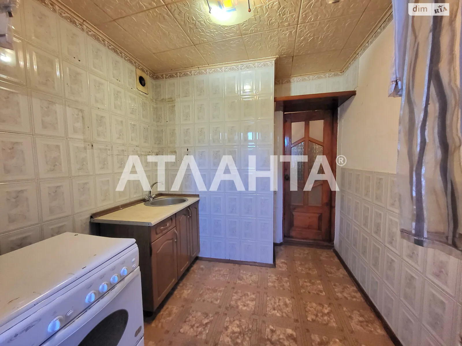 Продается 3-комнатная квартира 56 кв. м в Одессе, ул. Люстдорфская дорога - фото 1