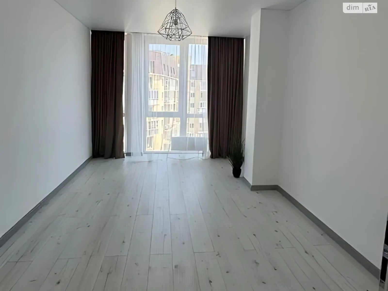 Продается 2-комнатная квартира 71.5 кв. м в Одессе, ул. Инглези, 2В - фото 1