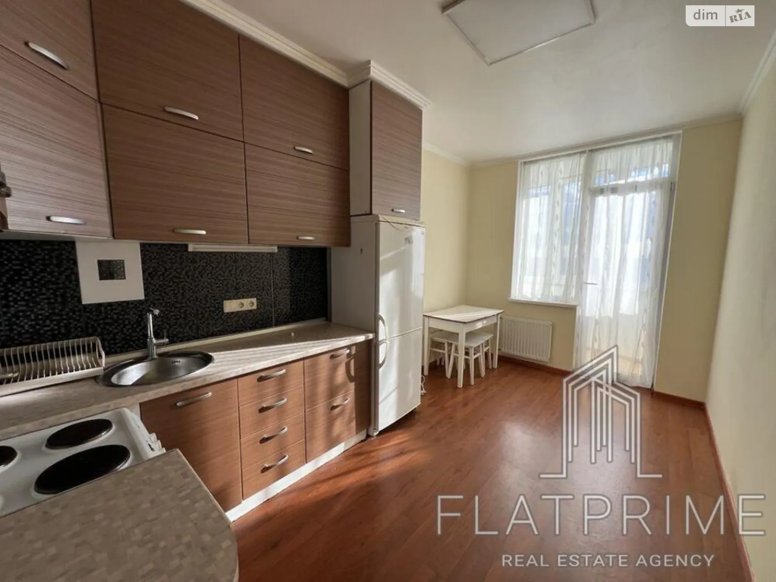 Продается 1-комнатная квартира 49 кв. м в Киеве, ул. Ивана Крамского, 9 - фото 1