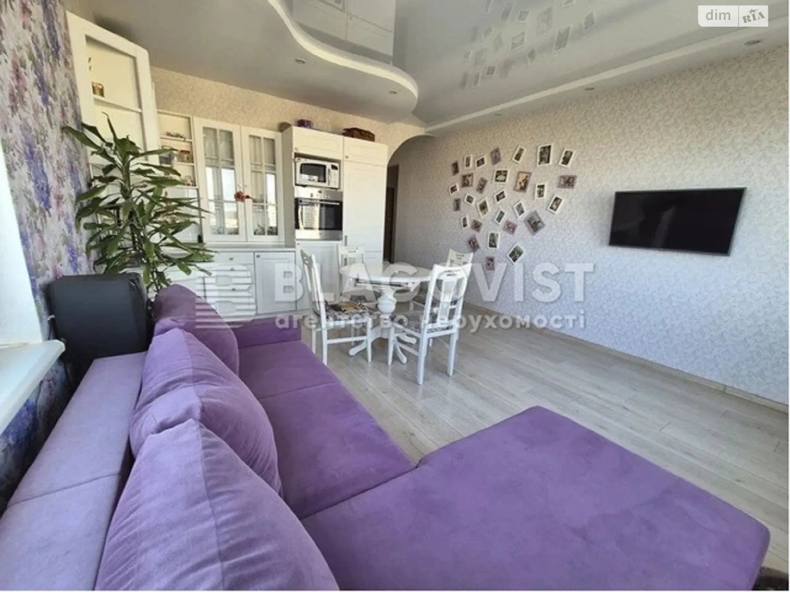 Продается 2-комнатная квартира 54 кв. м в Киеве, ул. Клавдиевская, 40Г - фото 1
