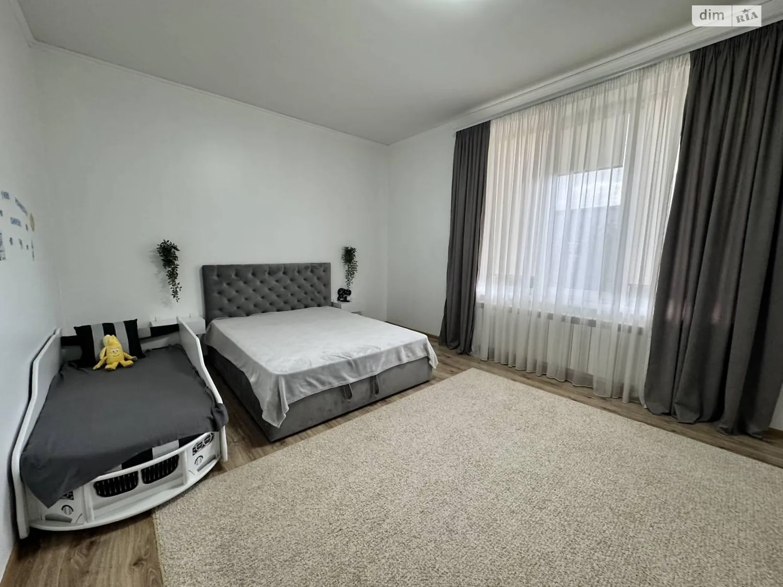 Продається будинок 3 поверховий 185.2 кв. м з гаражем, цена: 142000 $ - фото 1