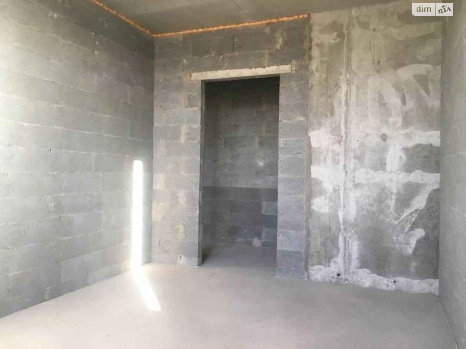 Продается 2-комнатная квартира 56 кв. м в Киеве, ул. Александра Олеся, 17 - фото 1
