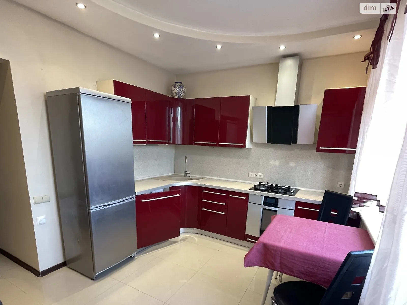 Продается 1-комнатная квартира 40.4 кв. м в Львове, ул. Плуговая, 4А - фото 1