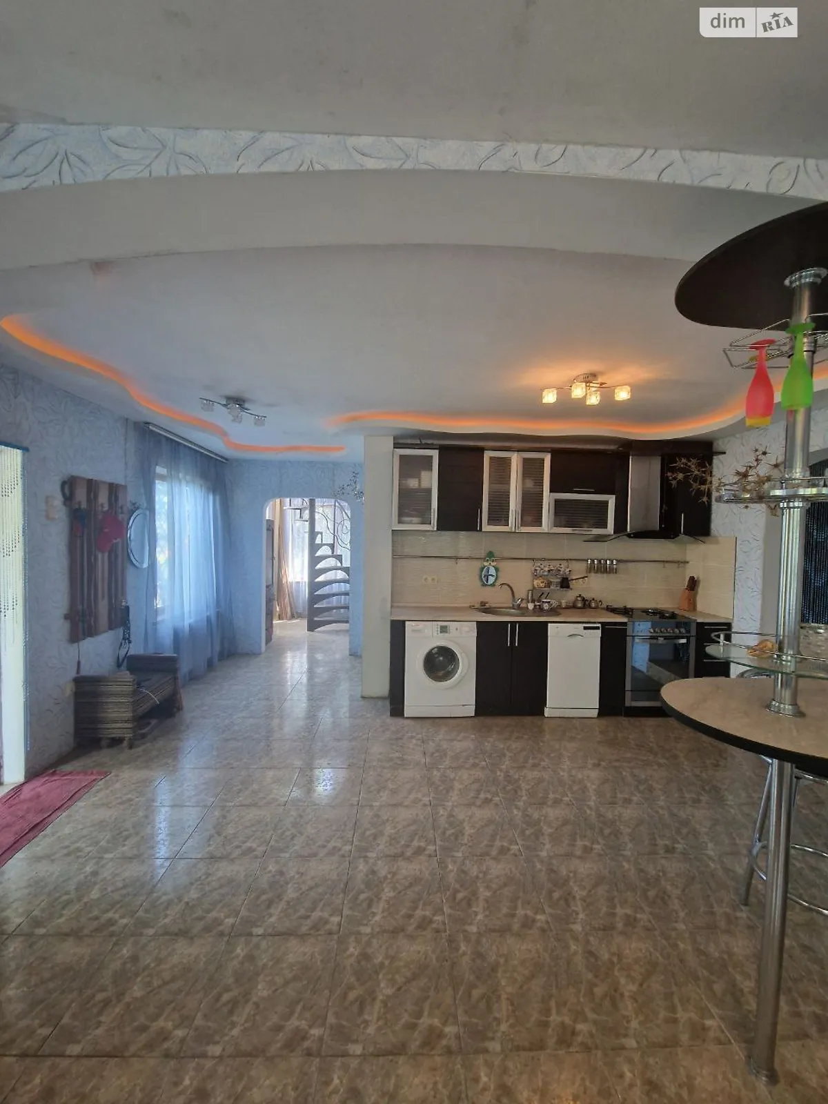 Продается дом на 2 этажа 115.3 кв. м с гаражом, цена: 80000 $ - фото 1