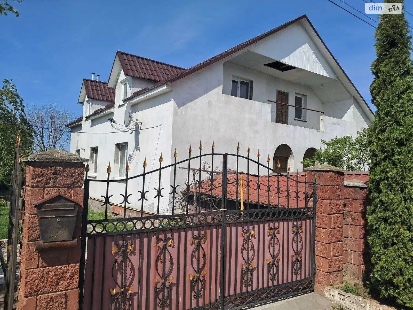 Продається будинок 2 поверховий 200 кв. м з каміном, цена: 95000 $ - фото 1
