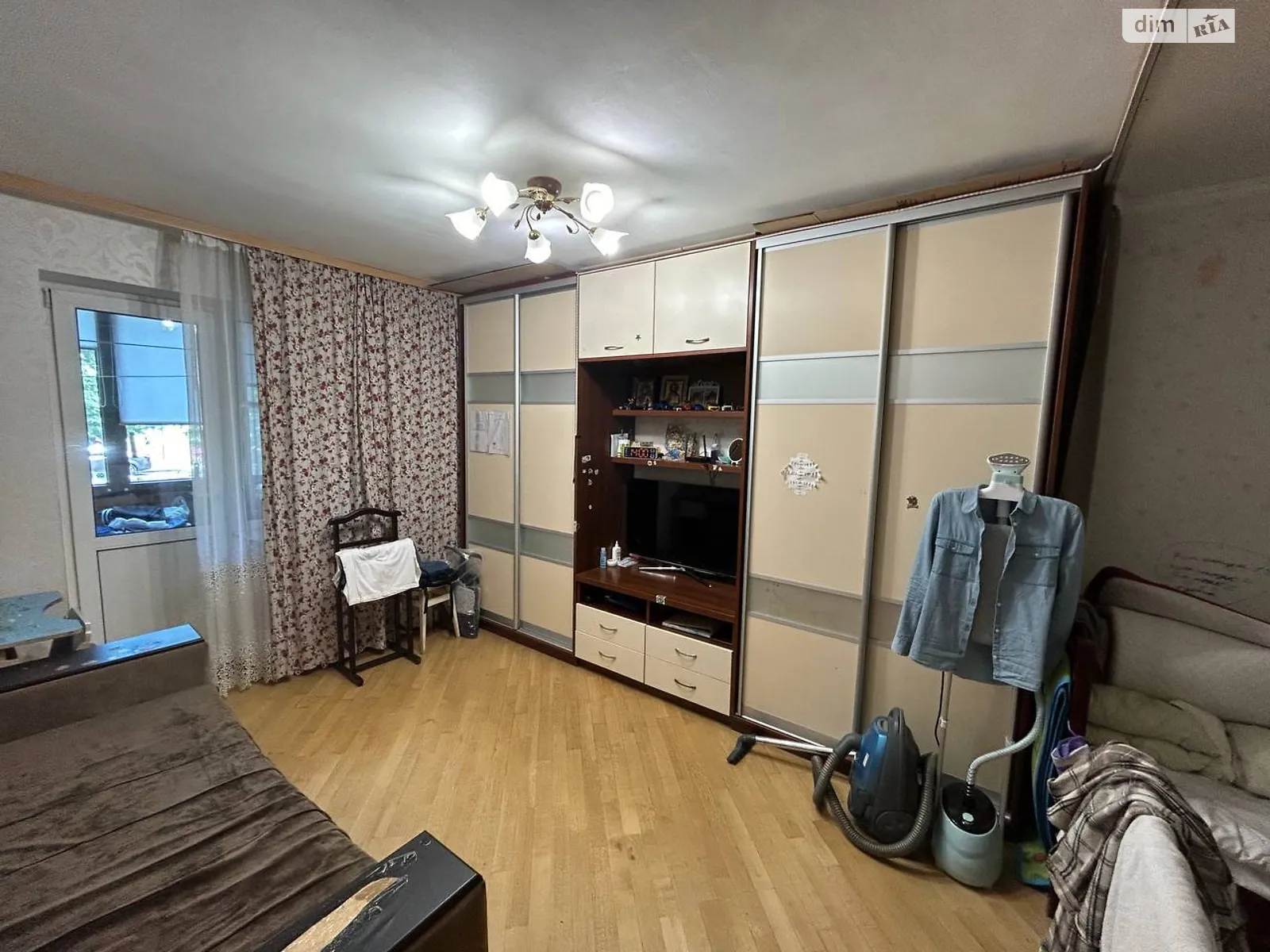 Продается 1-комнатная квартира 36.4 кв. м в Киеве, ул. Космонавта Поповича(Космонавта Волкова), 18 - фото 1