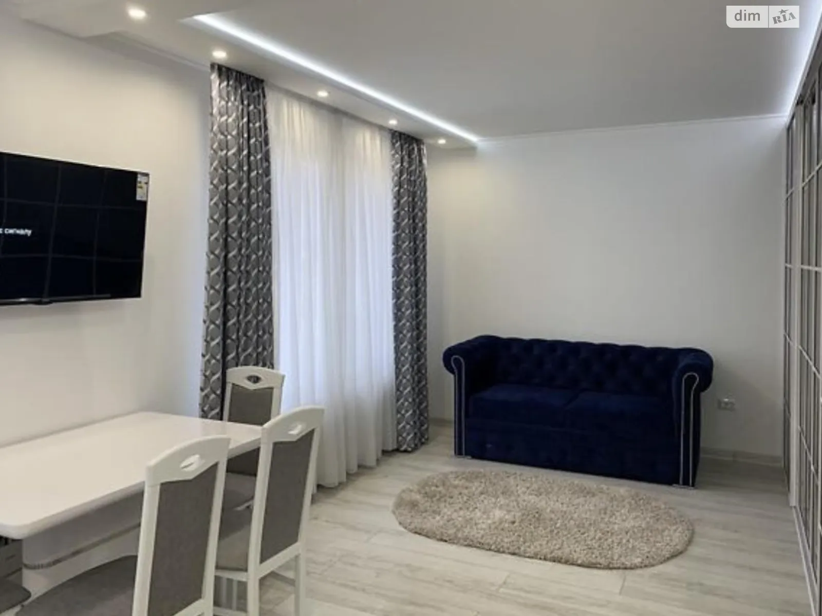 2-комнатная квартира 53 кв. м в Тернополе, просп. Бандеры Степана - фото 1