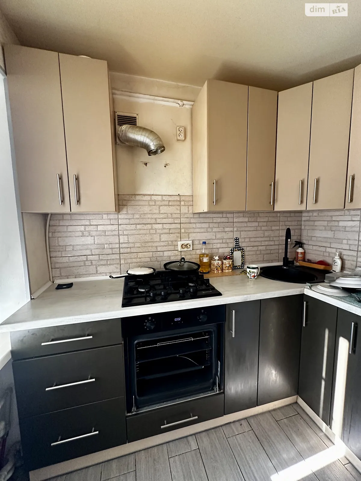 Продается 1-комнатная квартира 29.4 кв. м в Терезином, ул. Космонавтов - фото 1