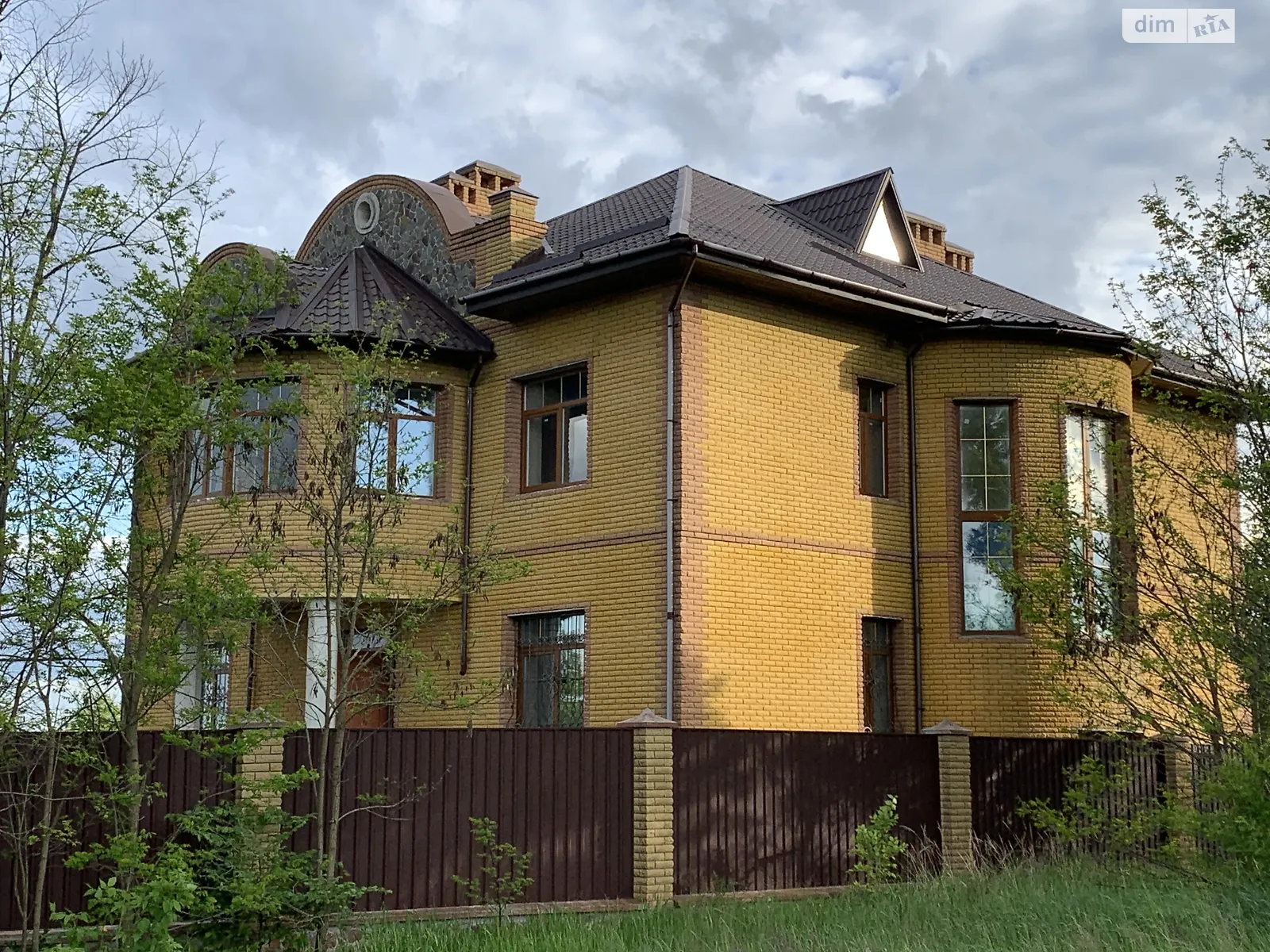 Продається будинок 2 поверховий 538.5 кв. м з гаражем, цена: 160000 $ - фото 1