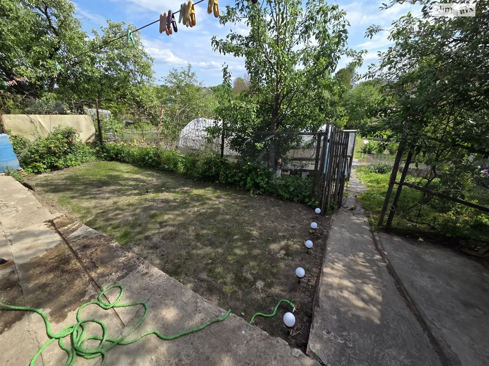 Продается дом на 2 этажа 55 кв. м с бассейном, цена: 26000 $ - фото 1