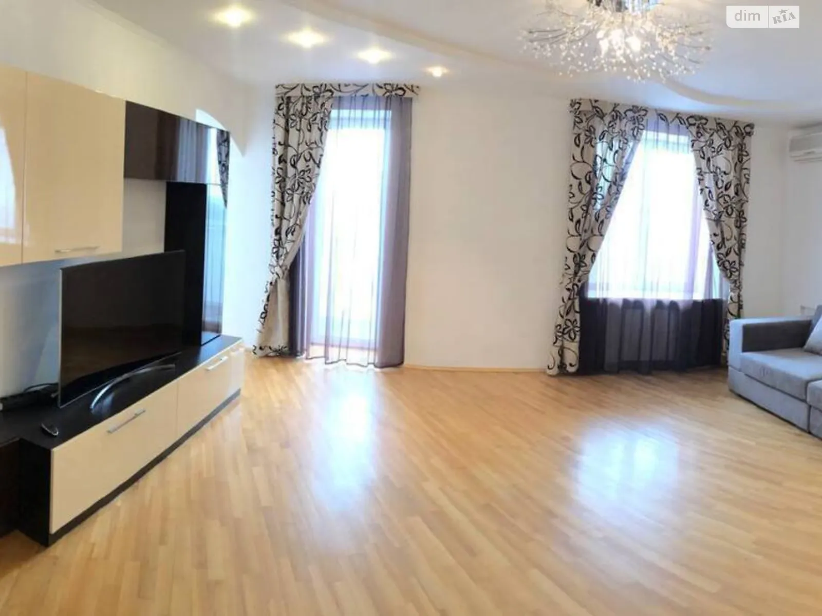 Сдается в аренду 3-комнатная квартира 126 кв. м в Днепре, пер. Станкостроительный, 3 - фото 1
