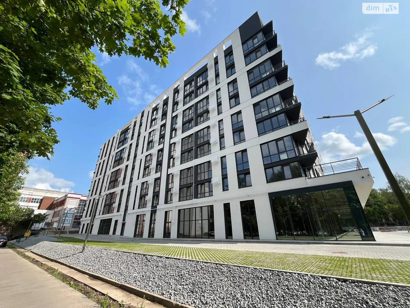 Продается 1-комнатная квартира 47 кв. м в Ровно, ул. Галицкого Данилы, 25 - фото 1
