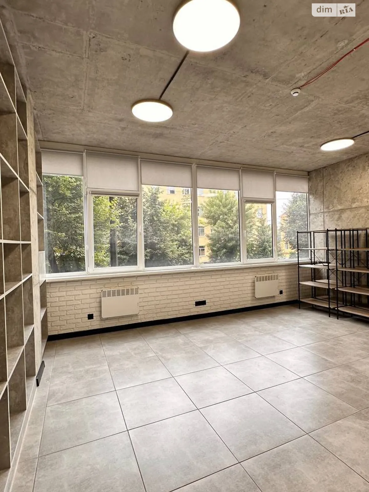 Продается офис 31.4 кв. м в бизнес-центре, цена: 19500 $ - фото 1