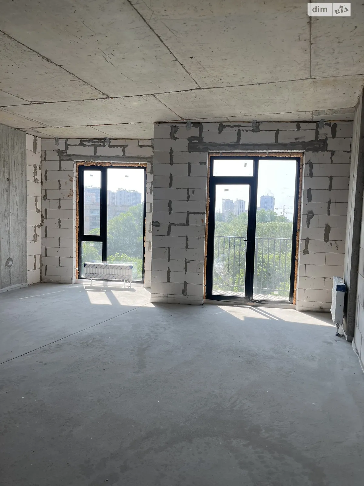 Продается 1-комнатная квартира 47 кв. м в Одессе, ул. Чубаевская, 1 - фото 1