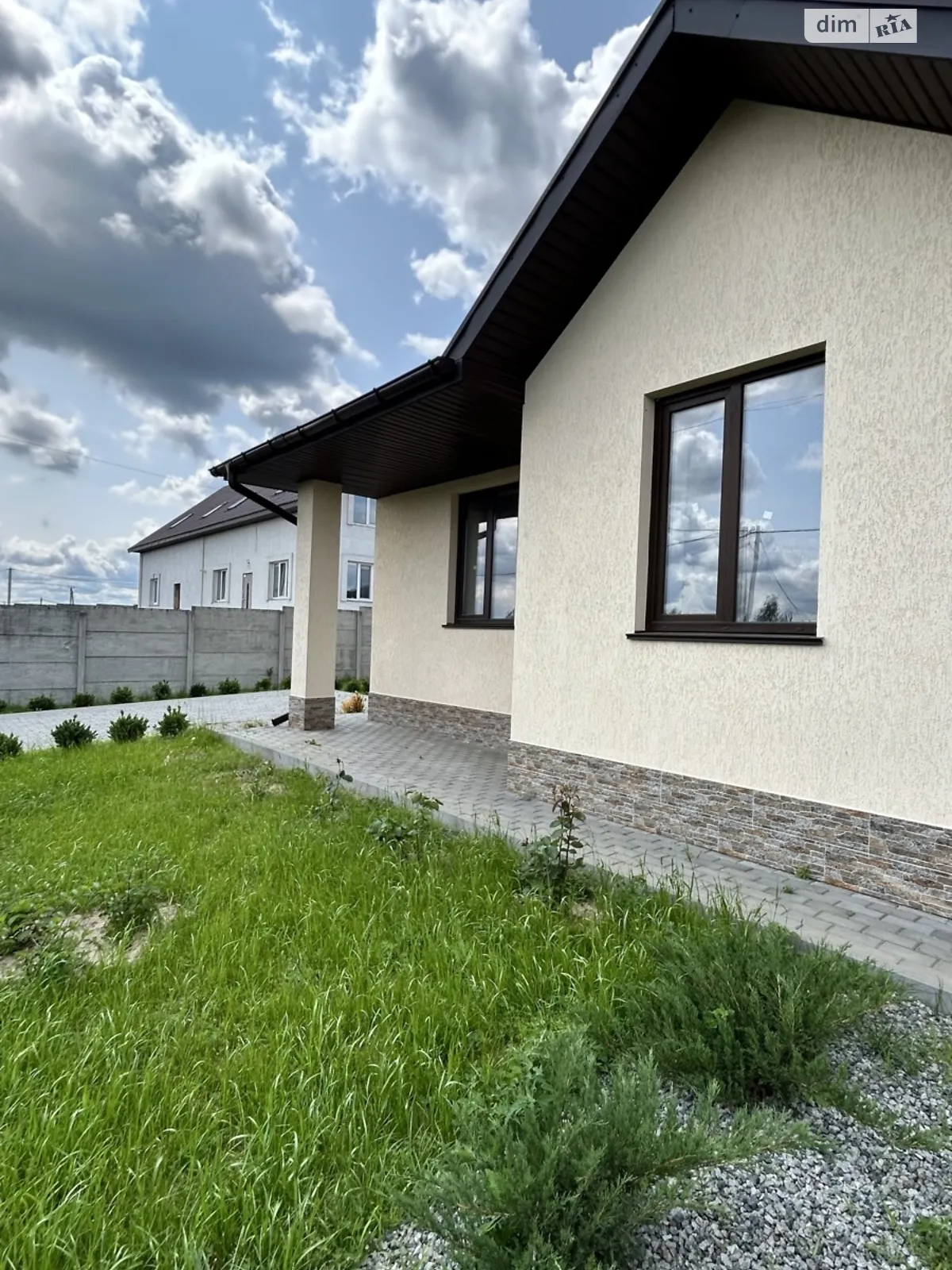Продается одноэтажный дом 105 кв. м с подвалом, цена: 87000 $ - фото 1