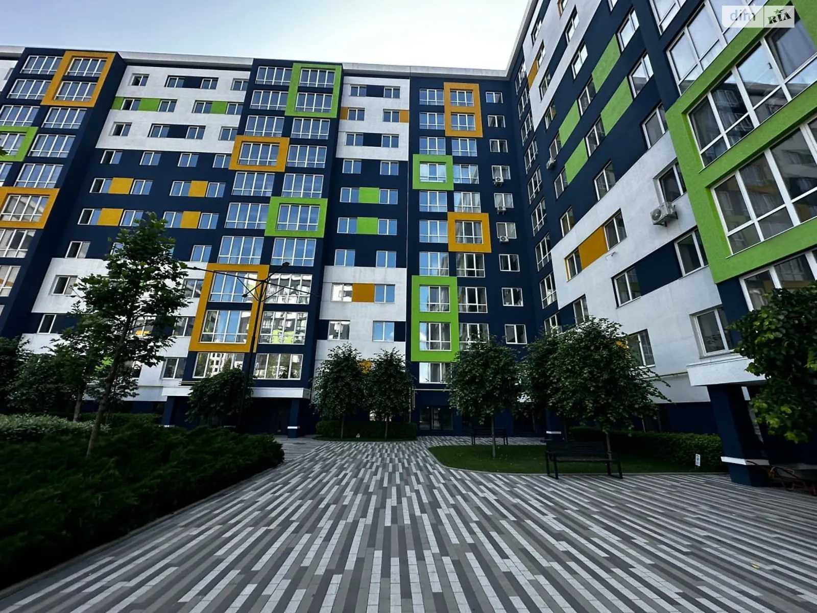 Продается 1-комнатная квартира 28.84 кв. м в Буче, ул. Вишневая - фото 1