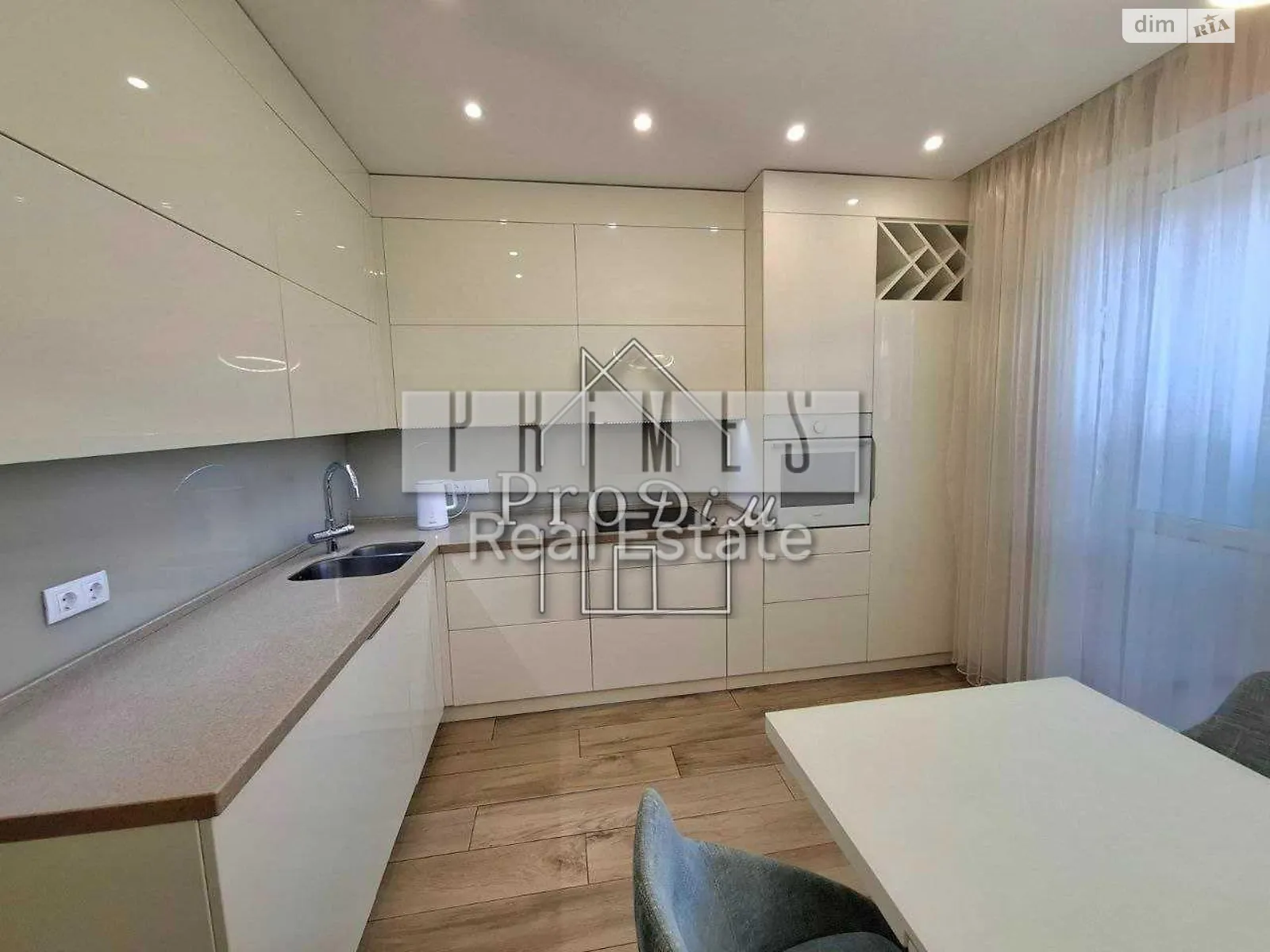 Продается 2-комнатная квартира 68.8 кв. м в Киеве, ул. Демеевская, 16 - фото 1