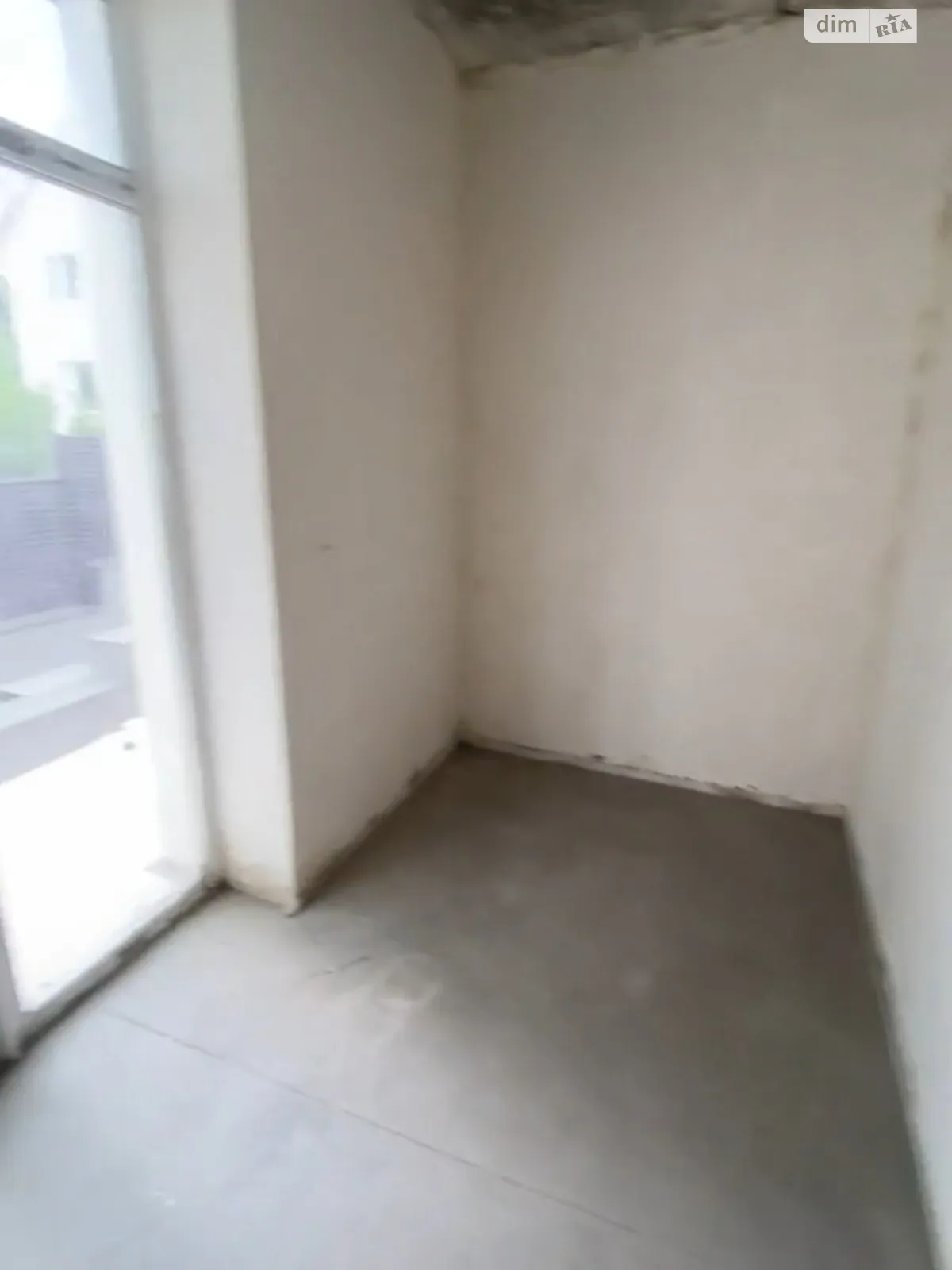 Продається 1-кімнатна квартира 61 кв. м у Ірпені, вул. Миколи Сингаївського(Ново-Оскольська), 59 - фото 1