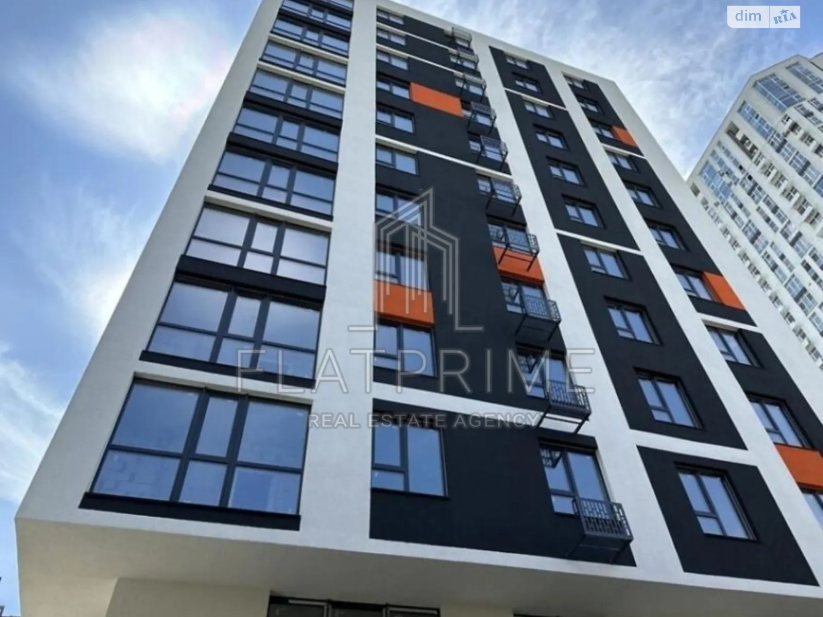 Продается 3-комнатная квартира 74 кв. м в Киеве, ул. Ростиславська(Маршала Рыбалко), 5А - фото 1