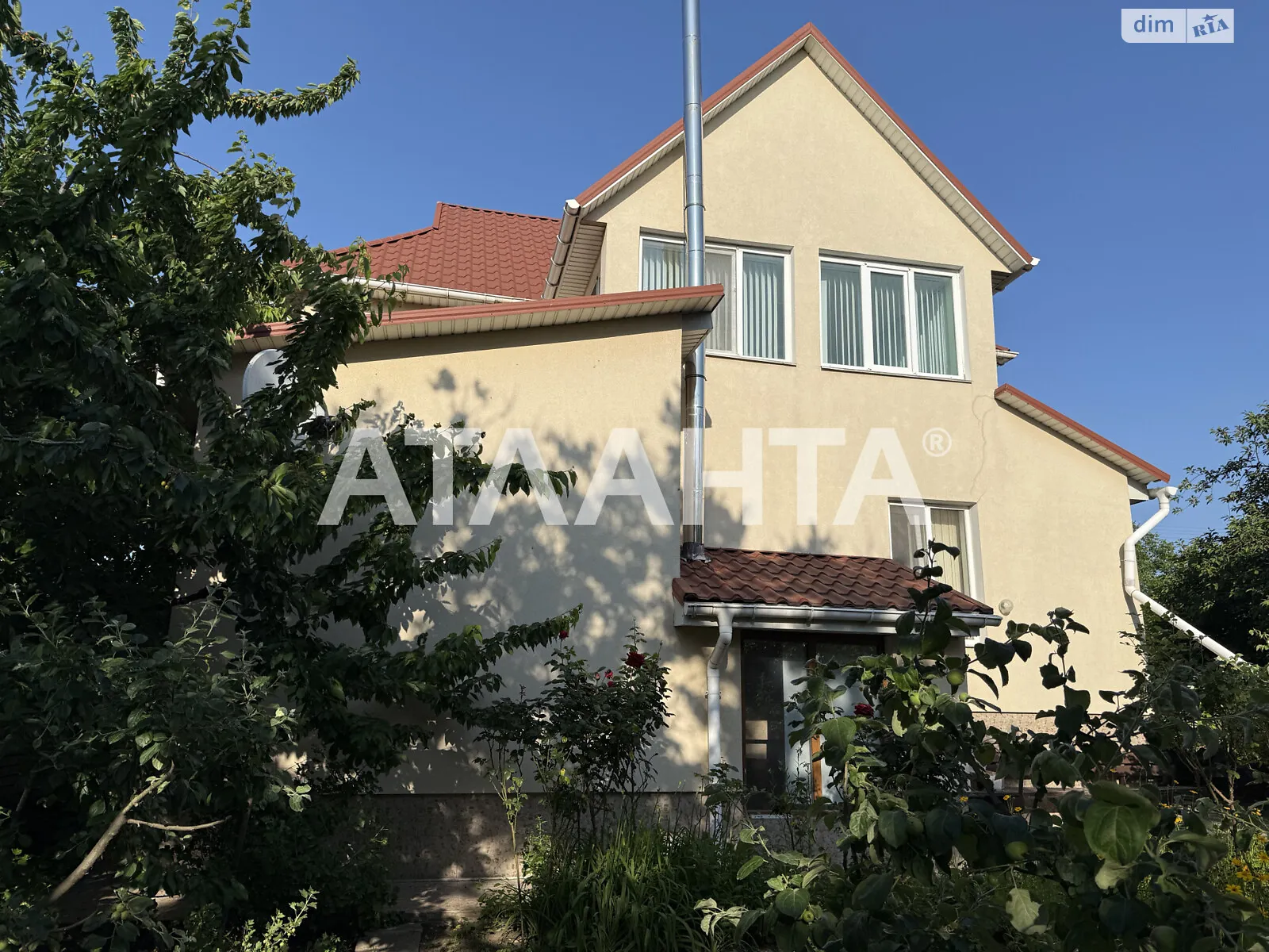 Продается дом на 2 этажа 193 кв. м с баней/сауной, цена: 157000 $ - фото 1