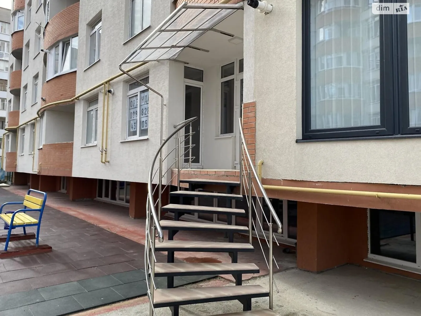 Продается помещения свободного назначения 70 кв. м в 10-этажном здании, цена: 99000 $ - фото 1