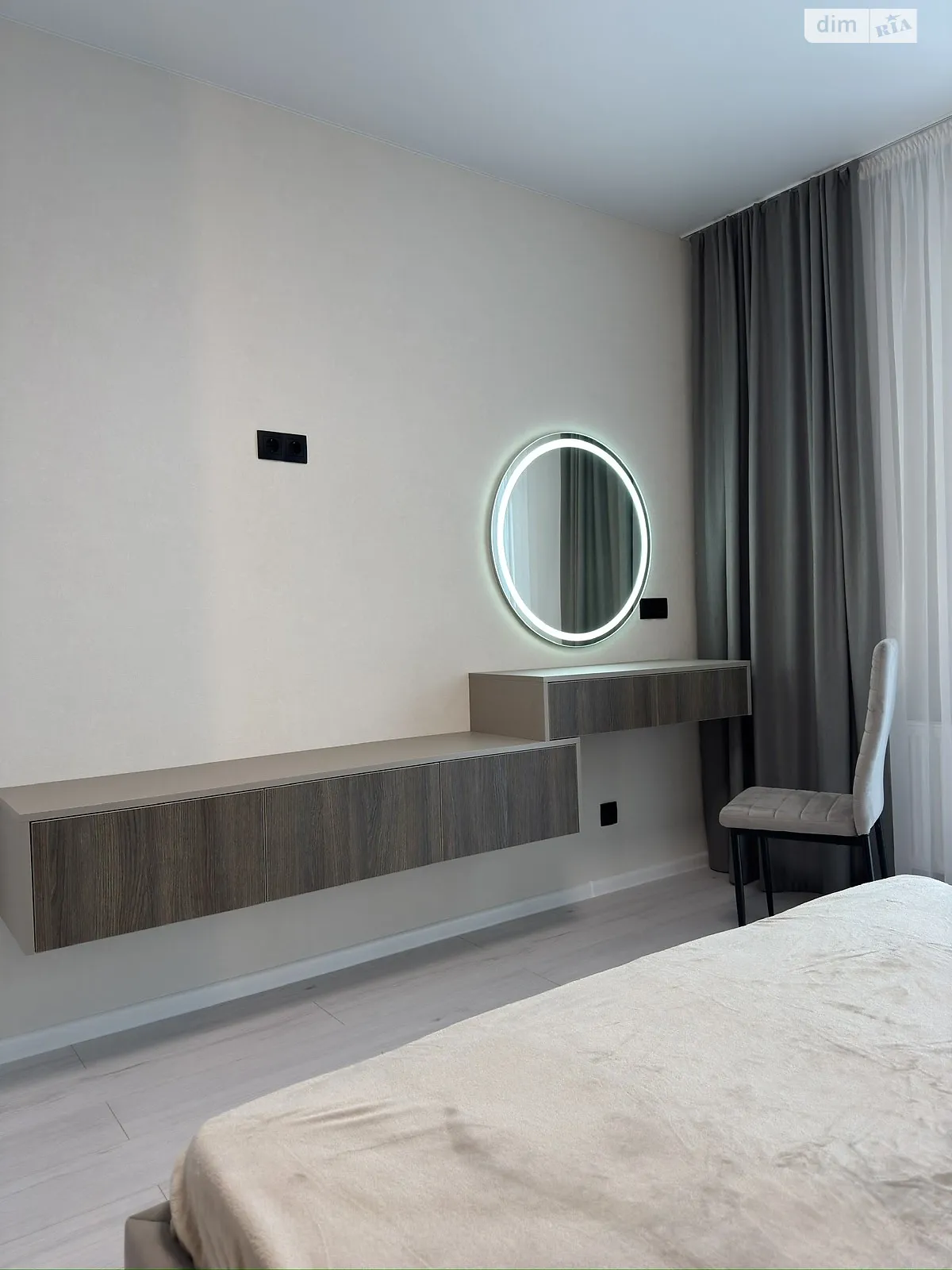 Продается 1-комнатная квартира 48.3 кв. м в Черкассах, ул. Гоголя, 320 - фото 1