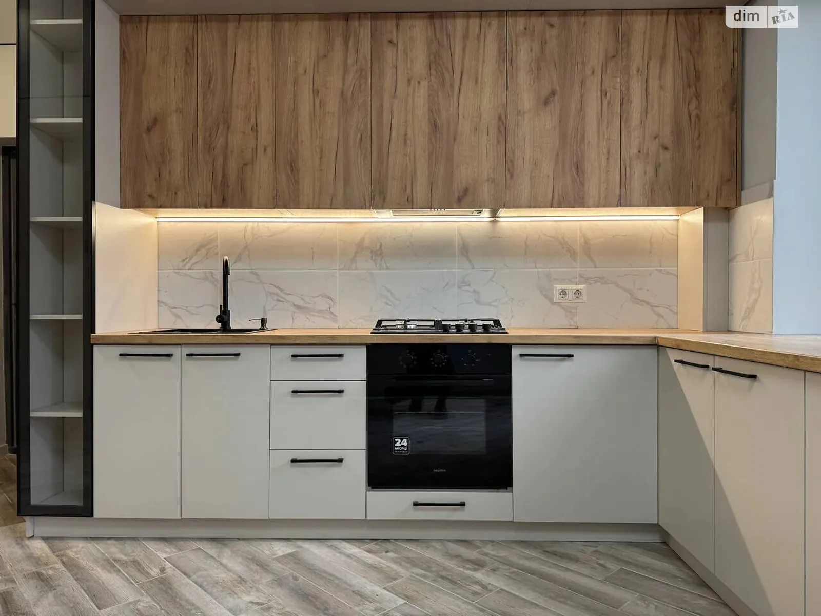 Продается 1-комнатная квартира 50 кв. м в Ивано-Франковске, цена: 63000 $ - фото 1