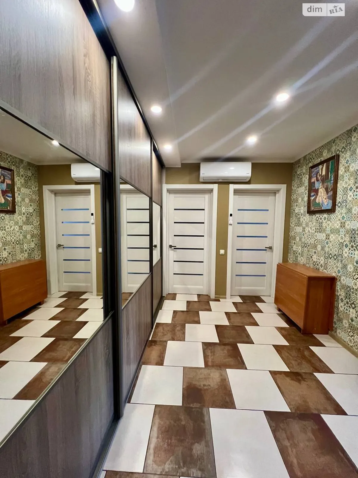 Продається 3-кімнатна квартира 70 кв. м у Харкові, вул. Амосова, 34 - фото 1