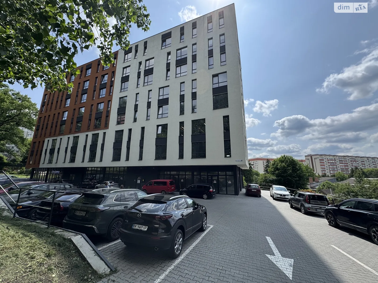 Продається офіс 68 кв. м в бізнес-центрі, цена: 51000 $ - фото 1