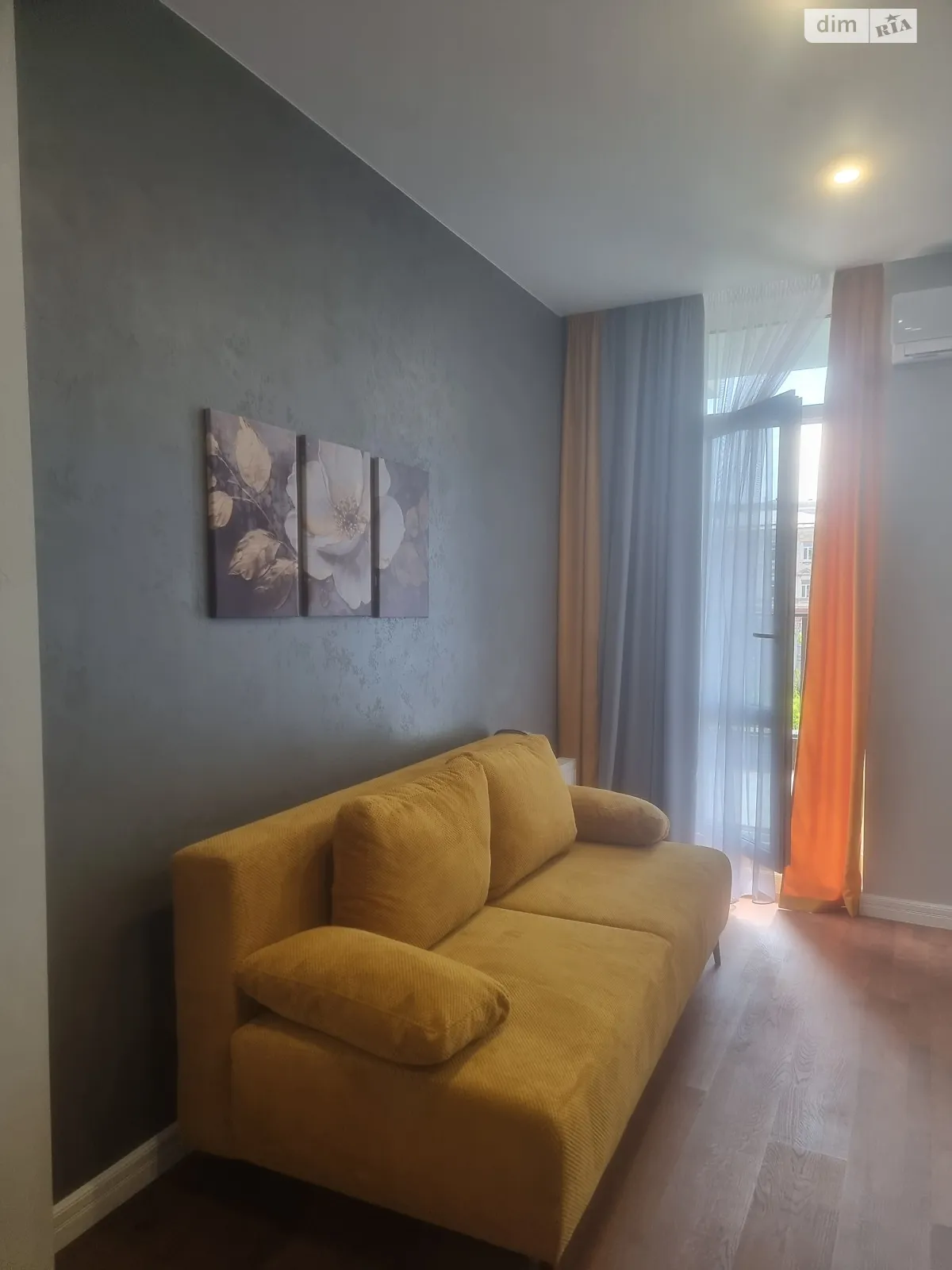 Продается 1-комнатная квартира 33 кв. м в Одессе, ул. Софиевская, 1А - фото 1