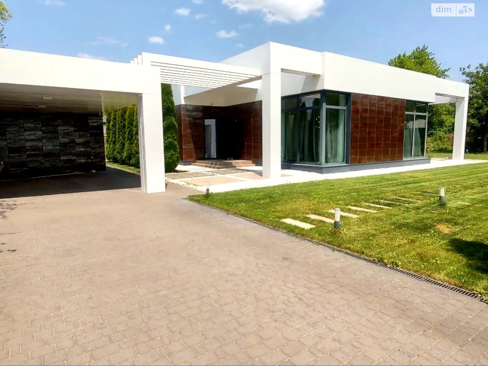 Продається одноповерховий будинок 150 кв. м з каміном, цена: 310000 $ - фото 1