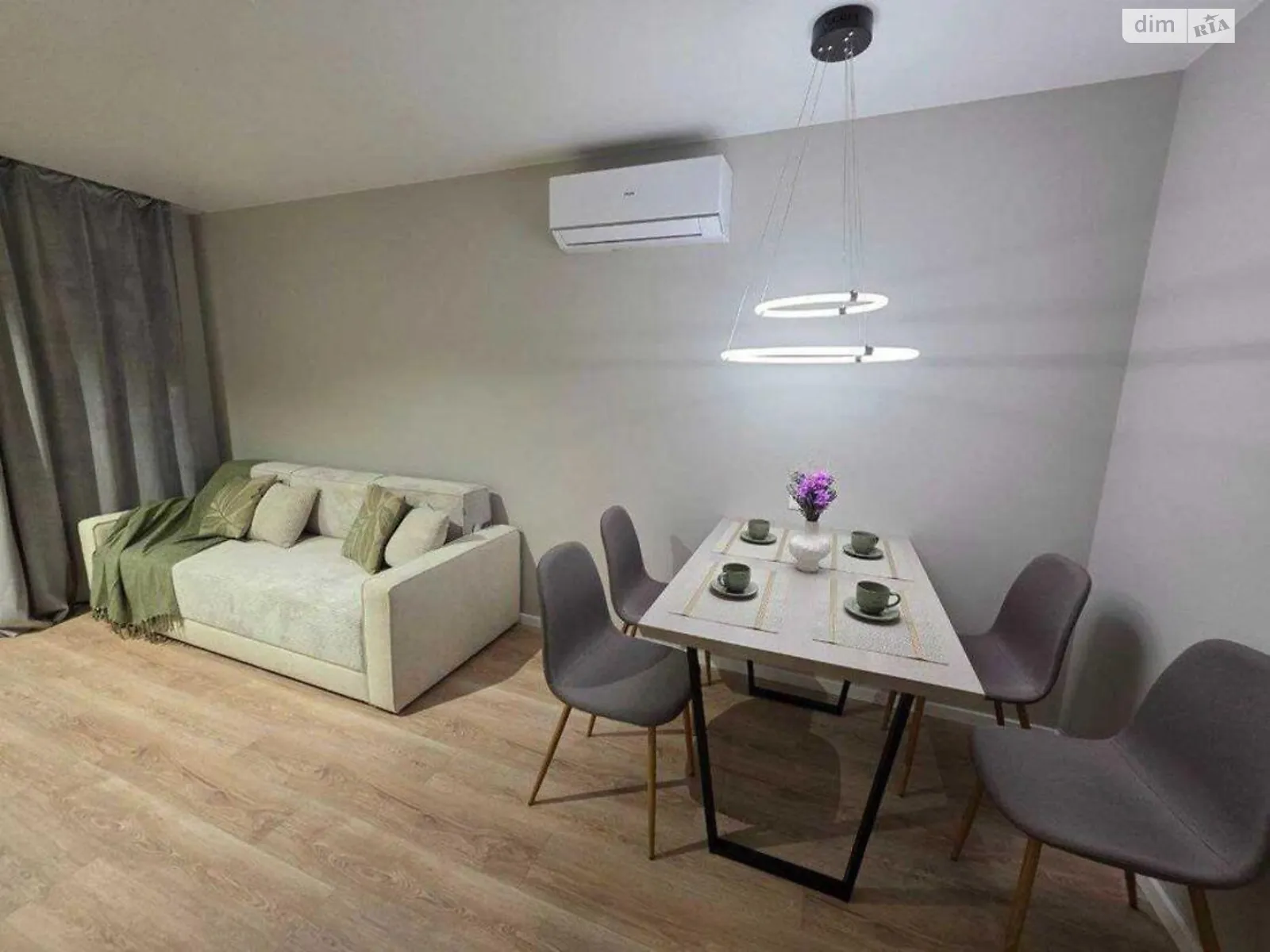 Продается 2-комнатная квартира 50 кв. м в Киеве, ул. Михаила Максимовича, 32 - фото 1