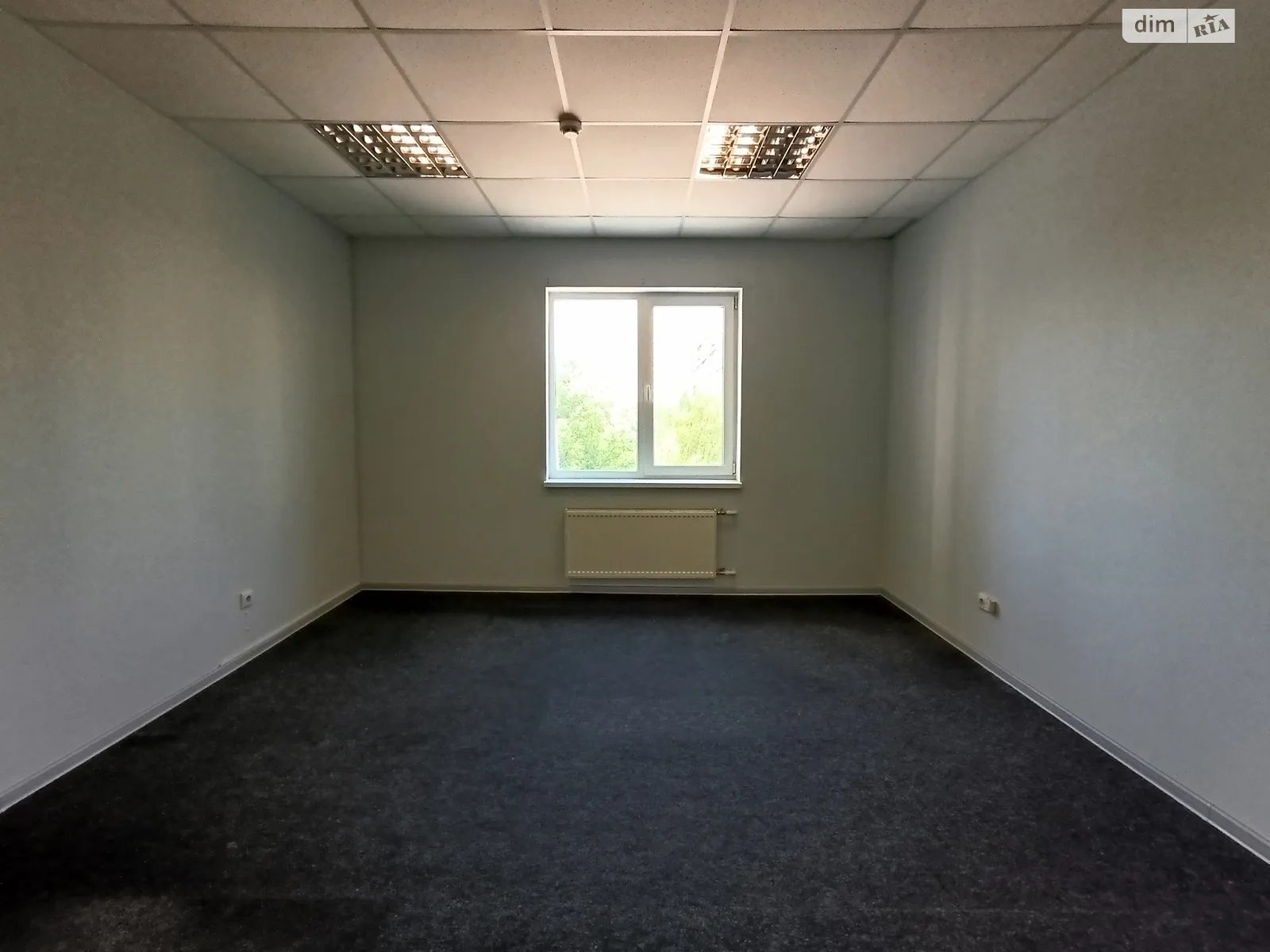 Сдается в аренду офис 23 кв. м в бизнес-центре, цена: 7590 грн - фото 1