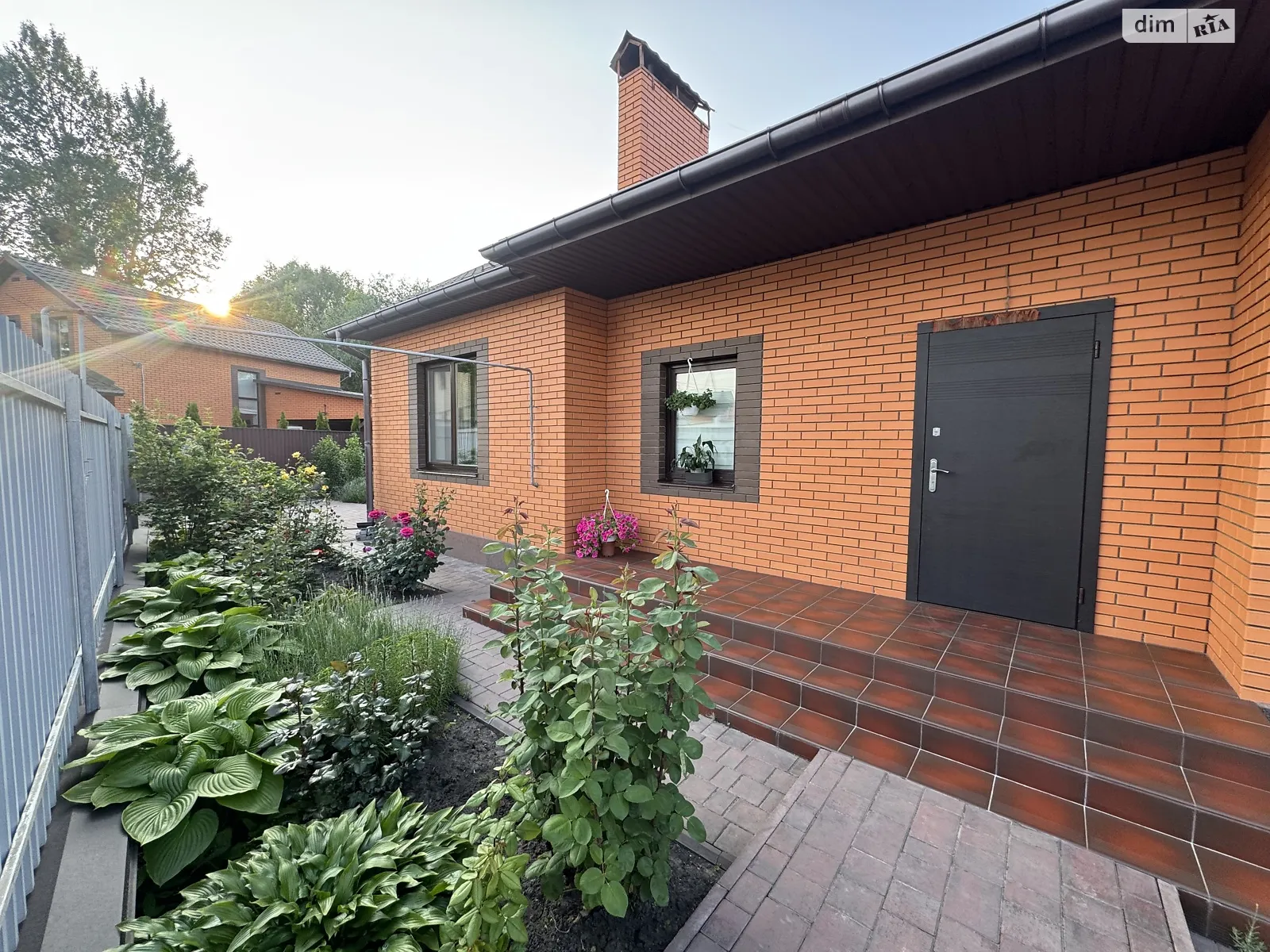 Продается одноэтажный дом 125 кв. м с беседкой, цена: 173000 $ - фото 1