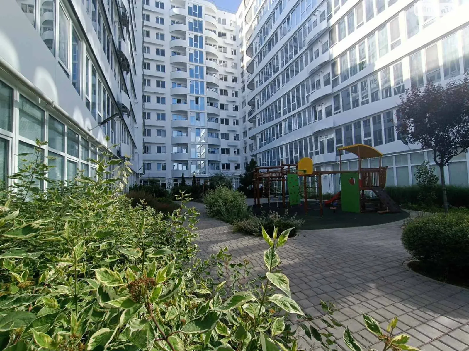 Продается 1-комнатная квартира 35 кв. м в Одессе, ул. Львовская, 15Б - фото 1
