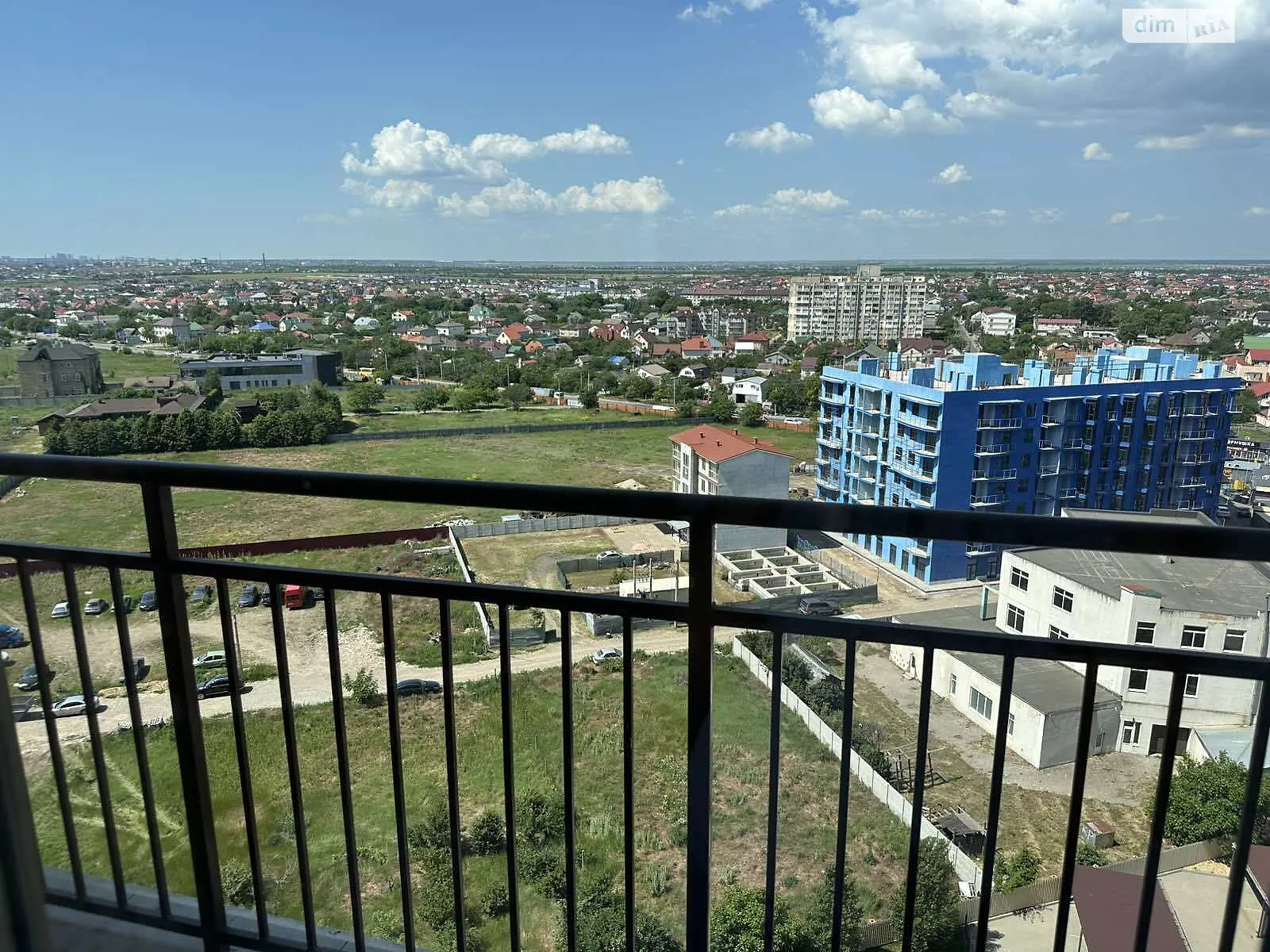 Продается 2-комнатная квартира 61.5 кв. м в Лиманке, ул. Жемчужная, 12 - фото 1