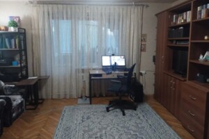 Продажа квартиры, Киев, р‑н. Подол, ст.м. Тараса Шевченко, Щекавицкая улица, дом 40/37