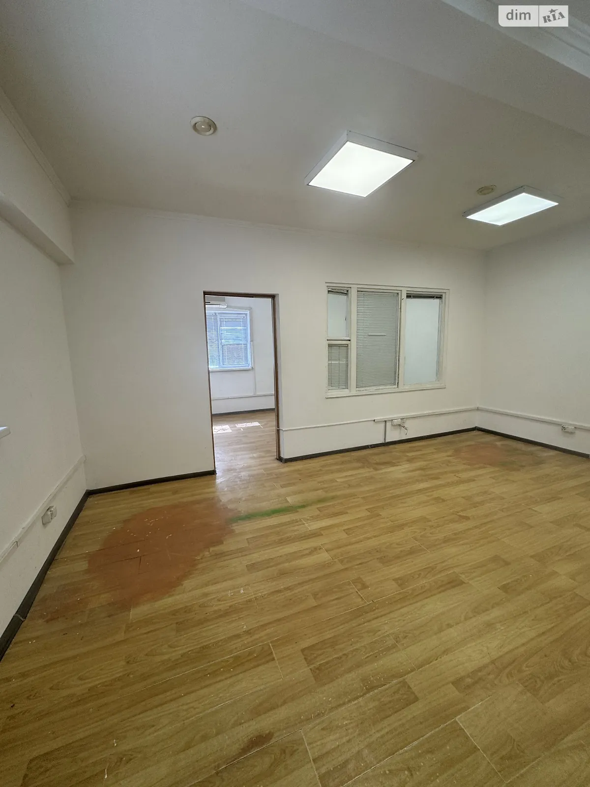 Здається в оренду офіс 39.1 кв. м в бізнес-центрі, цена: 7000 грн - фото 1