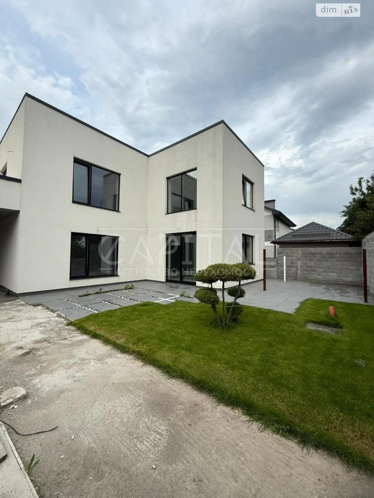 Продається будинок 2 поверховий 220 кв. м з балконом, цена: 299000 $ - фото 1