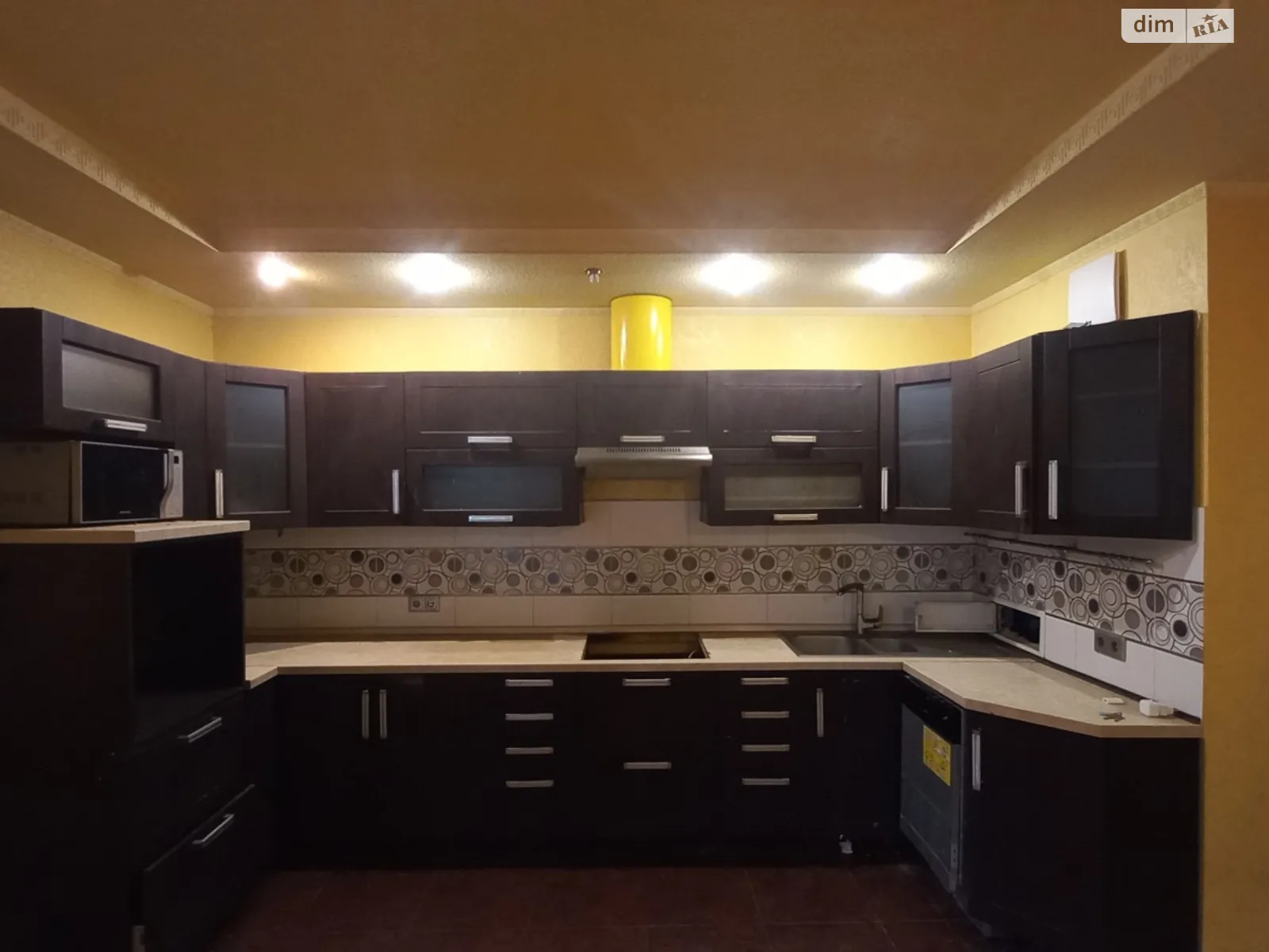 Продається 3-кімнатна квартира 115 кв. м у Києві, вул. Вишгородська, 45А/2 - фото 1