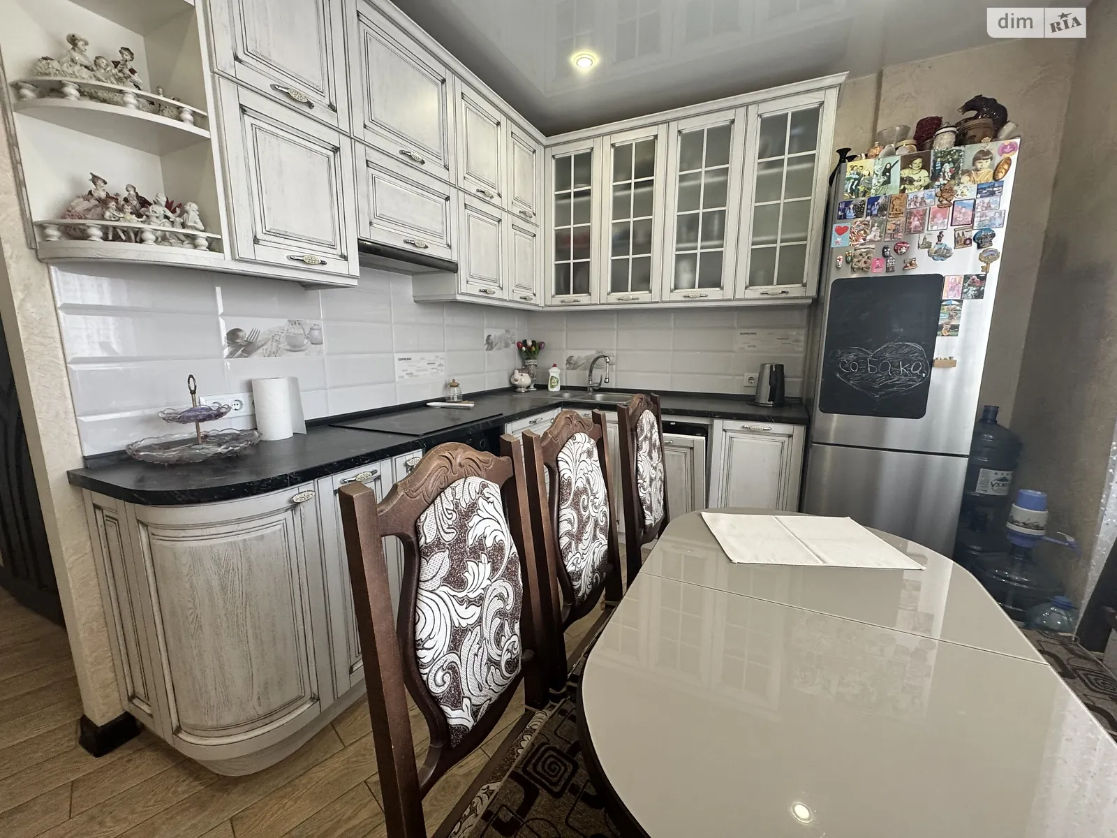 Продается 2-комнатная квартира 61.5 кв. м в Лиманке, мас. Радужный, 20 - фото 1