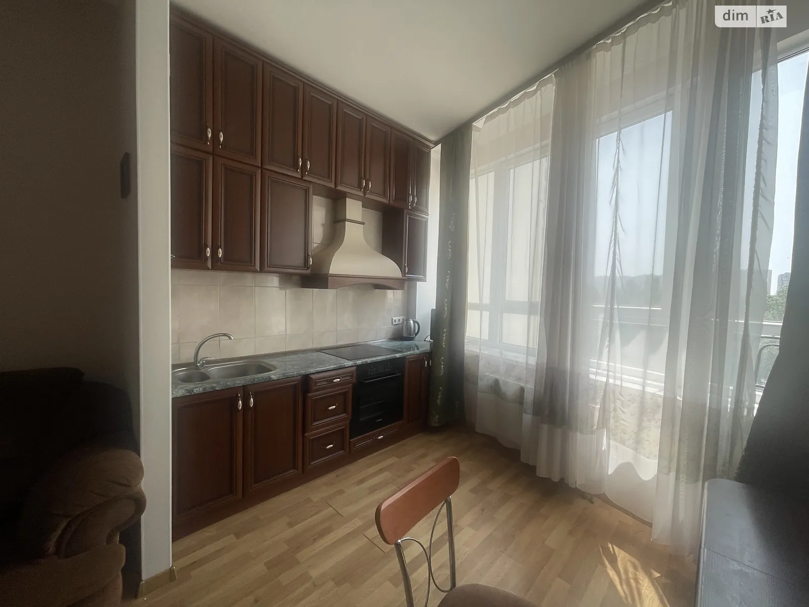 Продается 1-комнатная квартира 49.4 кв. м в Одессе, ул. Независимости - фото 1