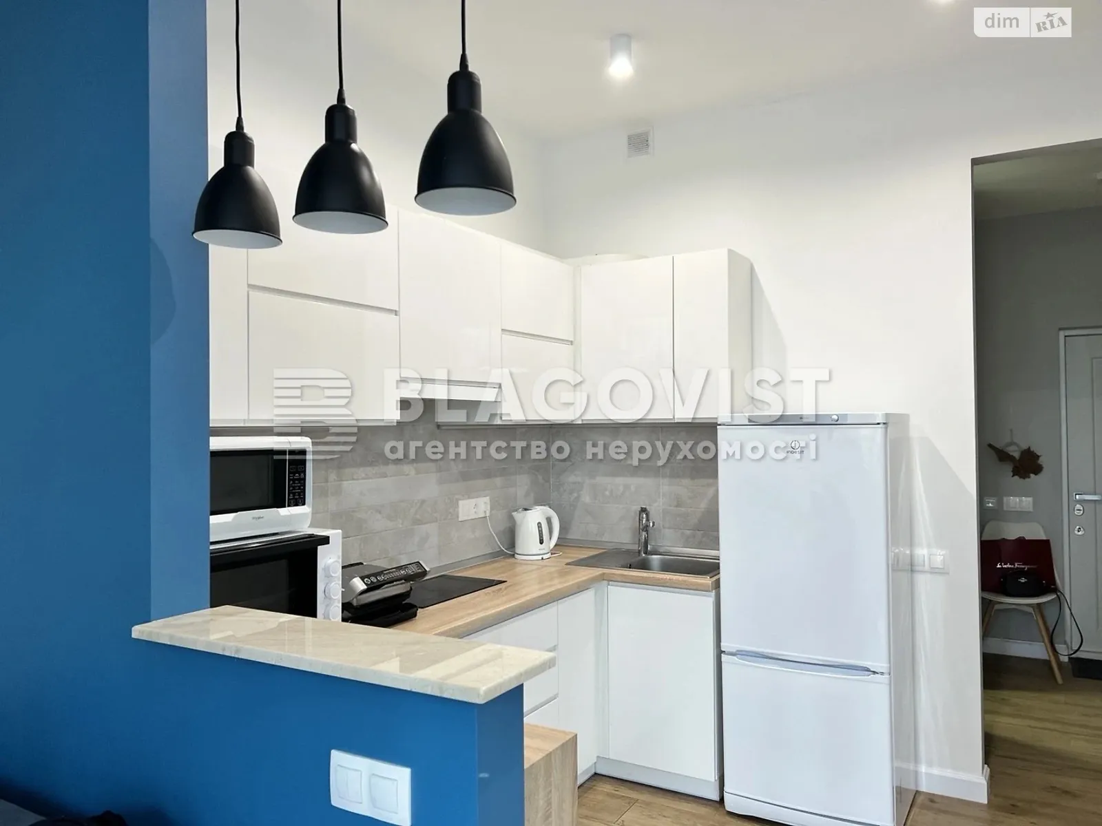 Продается 1-комнатная квартира 45 кв. м в Киеве, ул. Академика Филатова, 2/1 - фото 1
