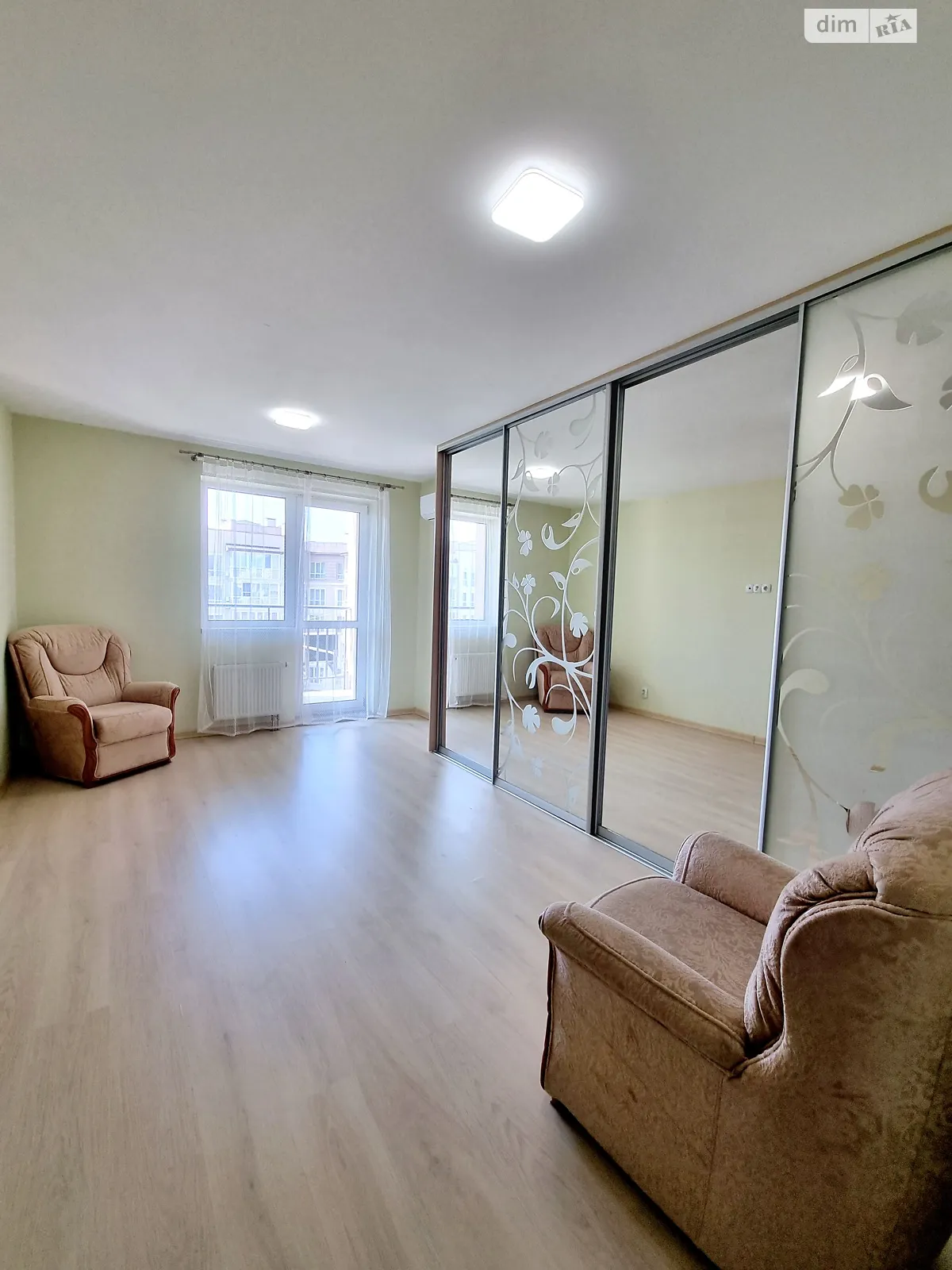 Продается 2-комнатная квартира 51.2 кв. м в Киеве, ул. Метрологическая, 52 - фото 1