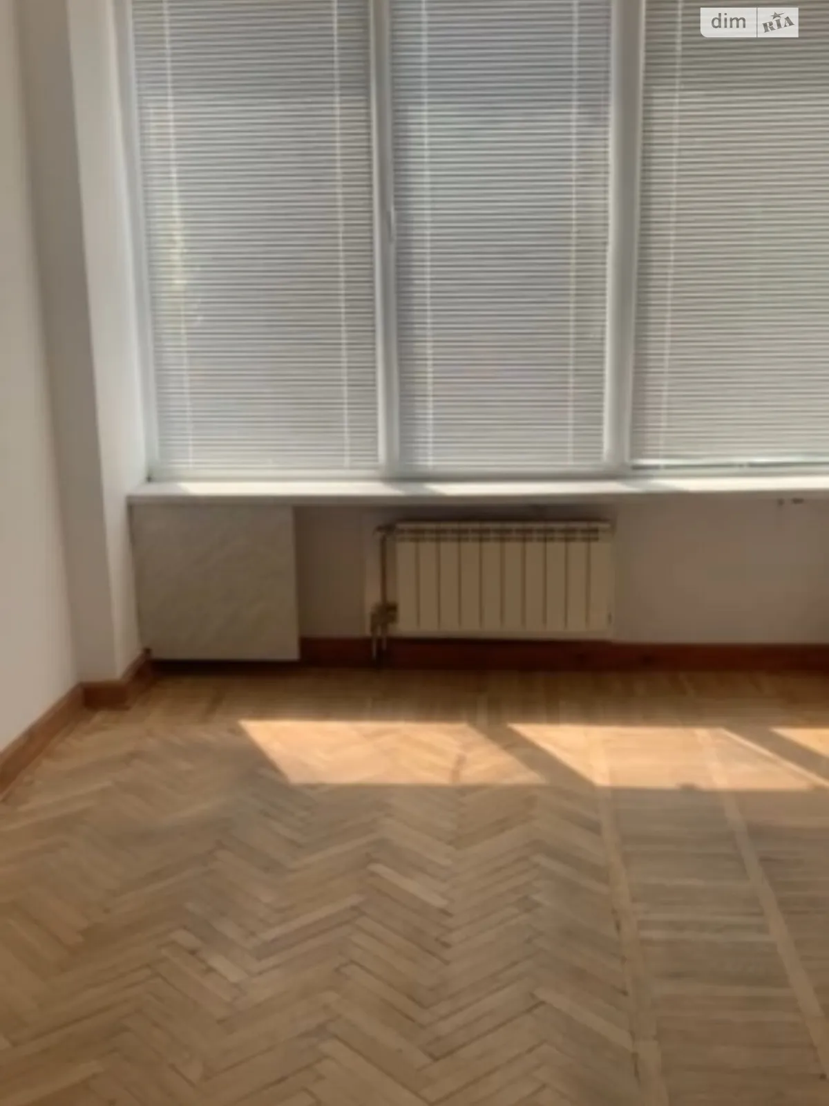 Сдается в аренду офис 35 кв. м в бизнес-центре, цена: 9000 грн - фото 1